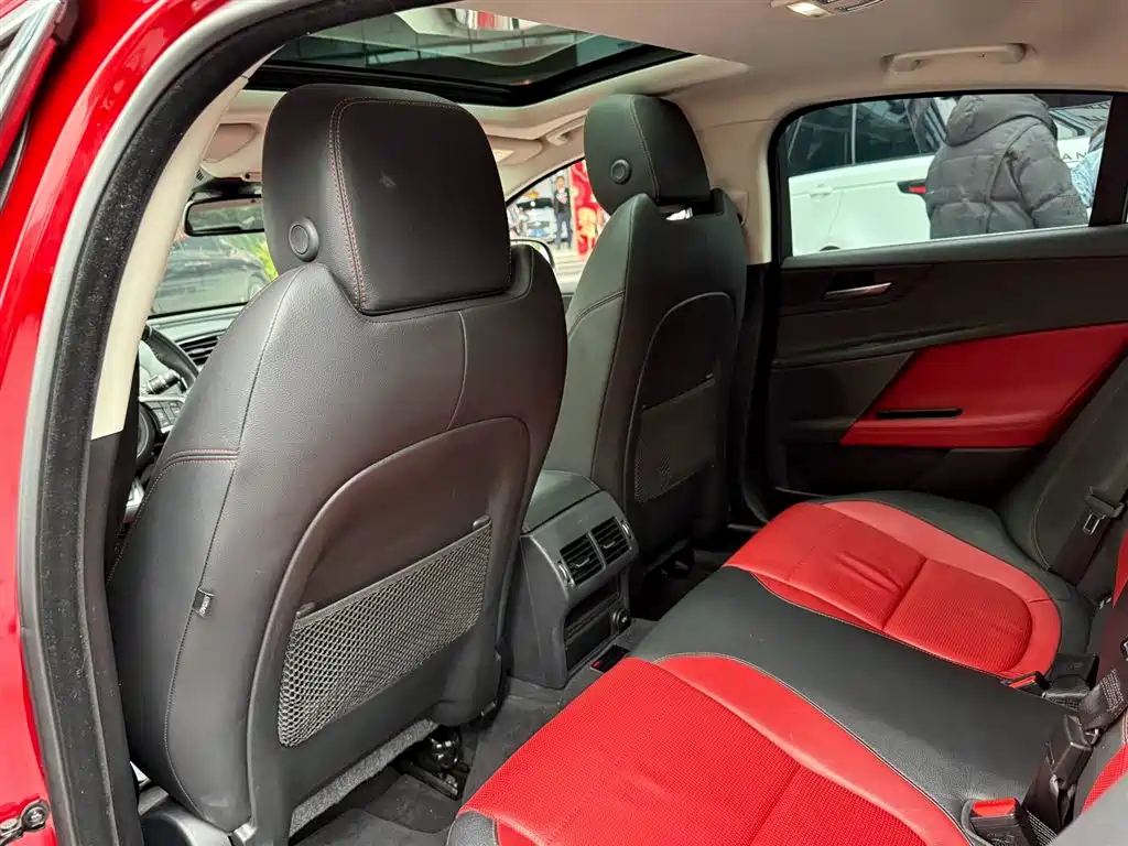 Jaguar XE 2017 2.0T 200PS R-Sport