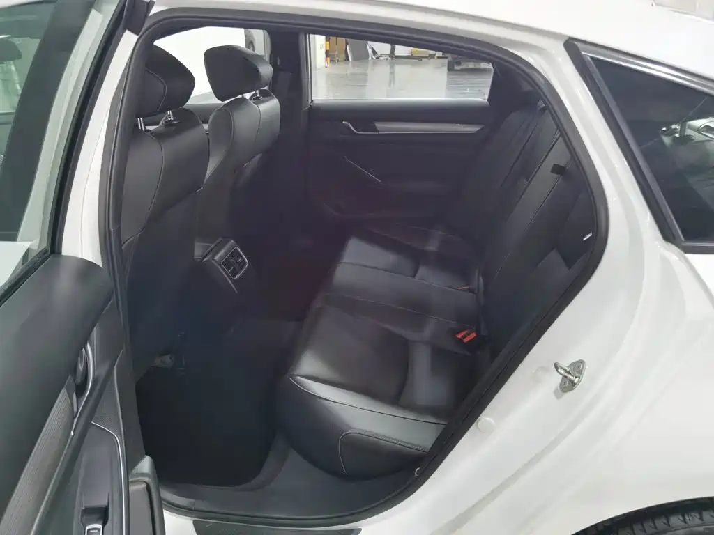 Honda Inspire — миниатюра 15