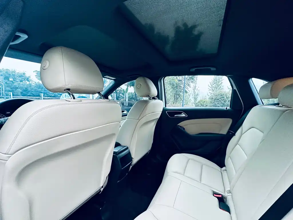 Mercedes-Benz B-Class — миниатюра 11
