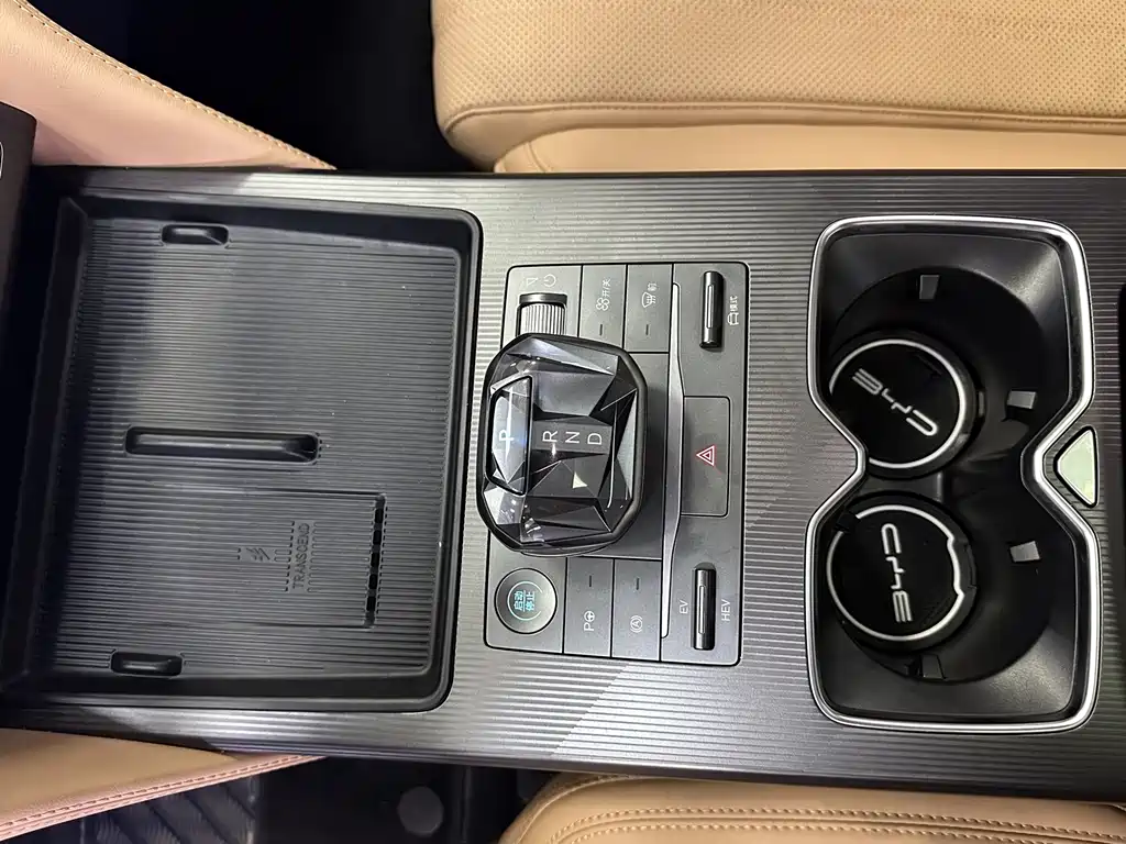BYD L DM-i — миниатюра 28