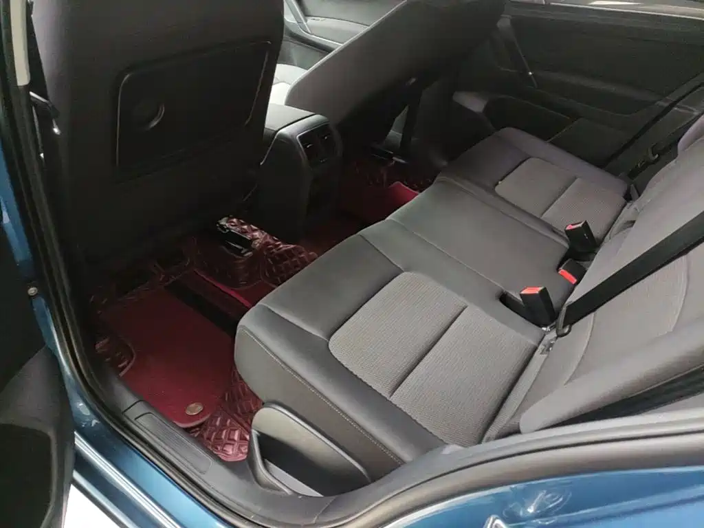Volkswagen Golf Sportsvan — миниатюра 17