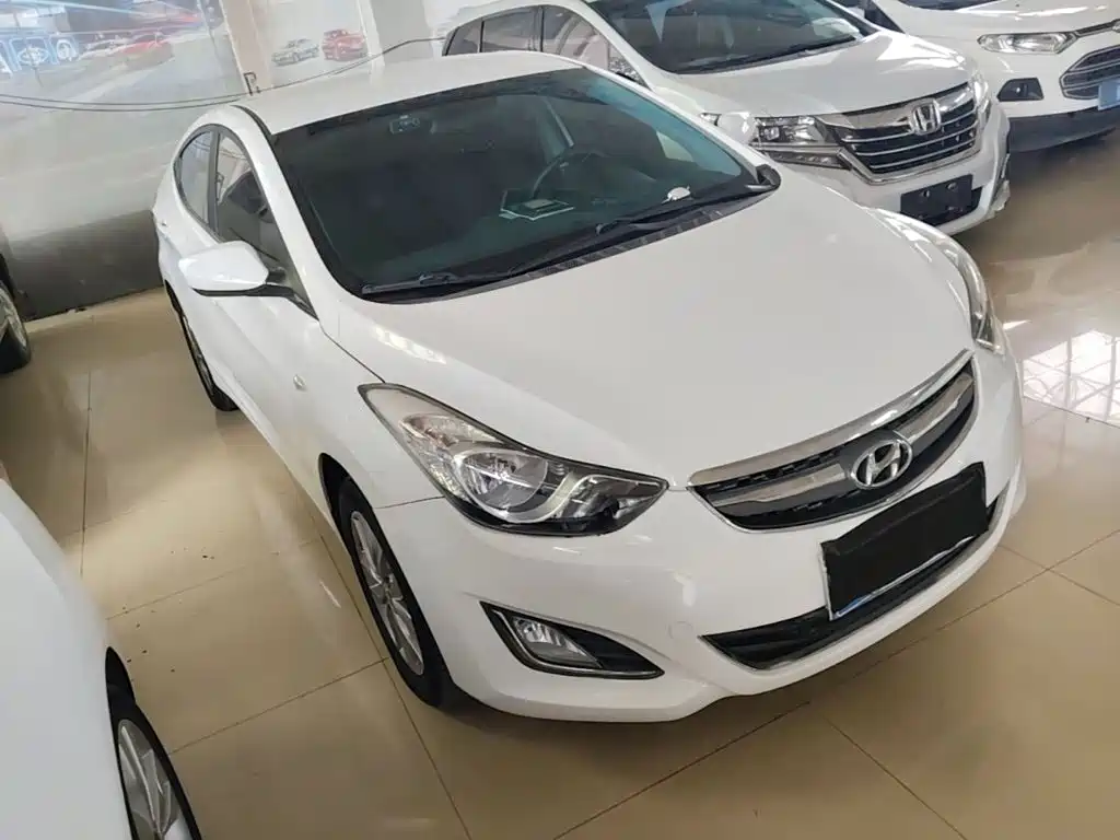 Hyundai Elantra Langdong — миниатюра 4