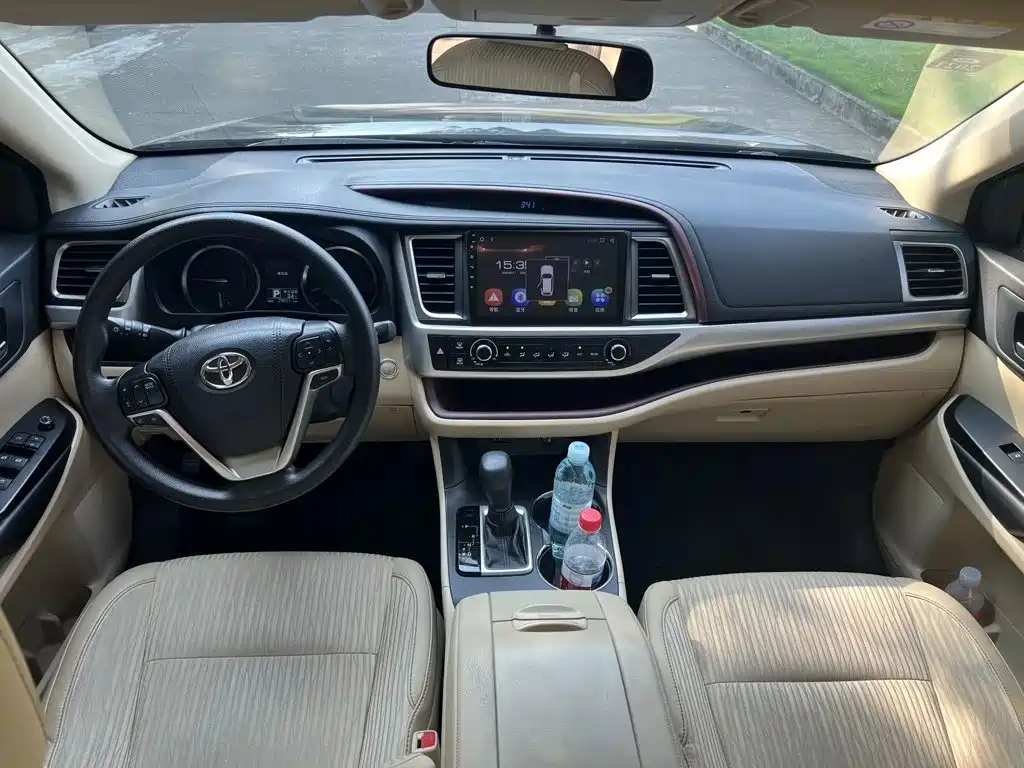 Toyota Highlander — миниатюра 5