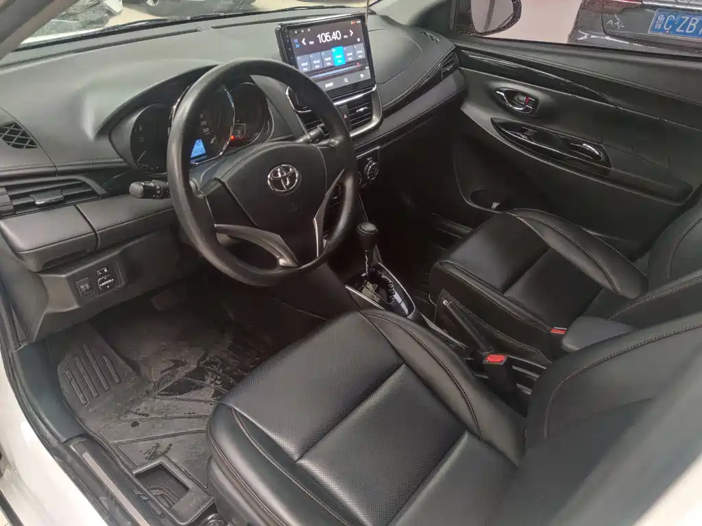 TOYOTA YARIS L ZHIXUAN