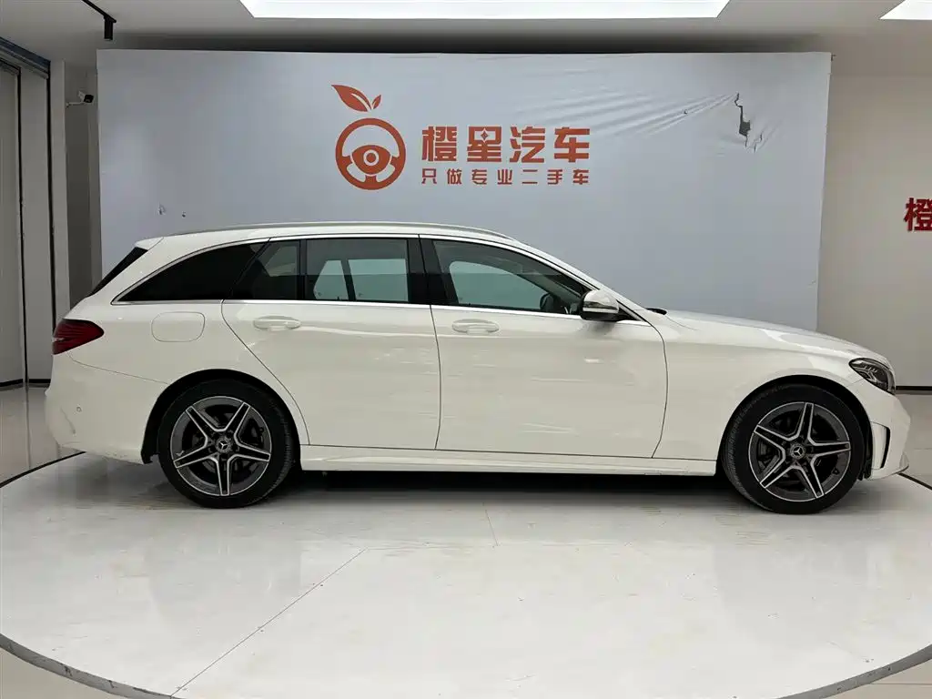 Mercedes-Benz C-Class (Import) — миниатюра 3