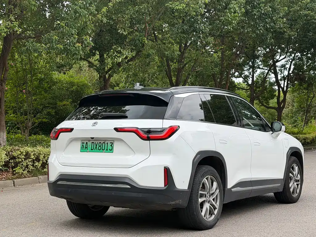 NIO ES6 — миниатюра 11