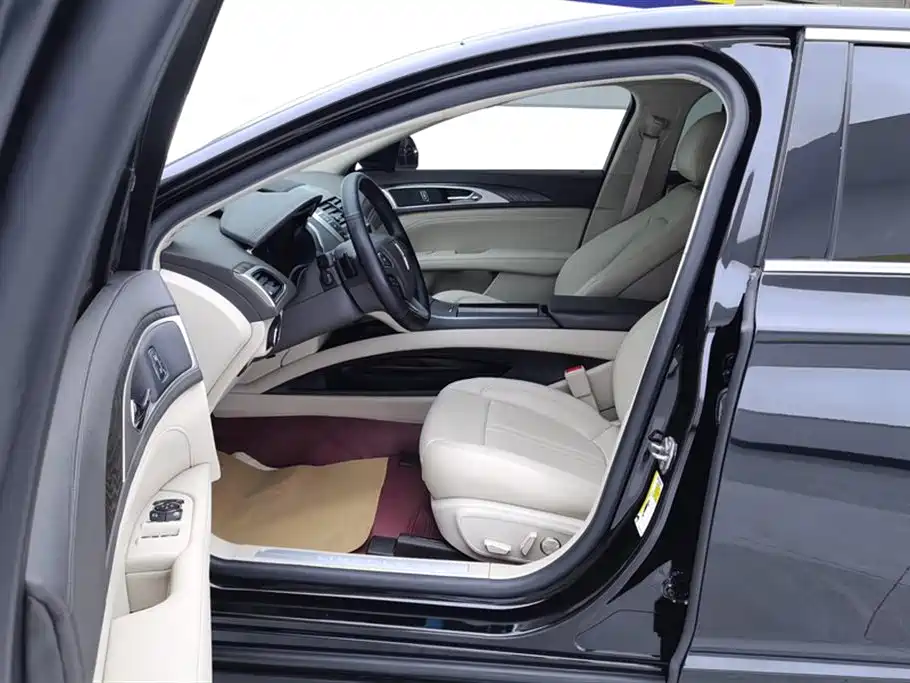 Lincoln MKZ 2019 2.0T Premium VI