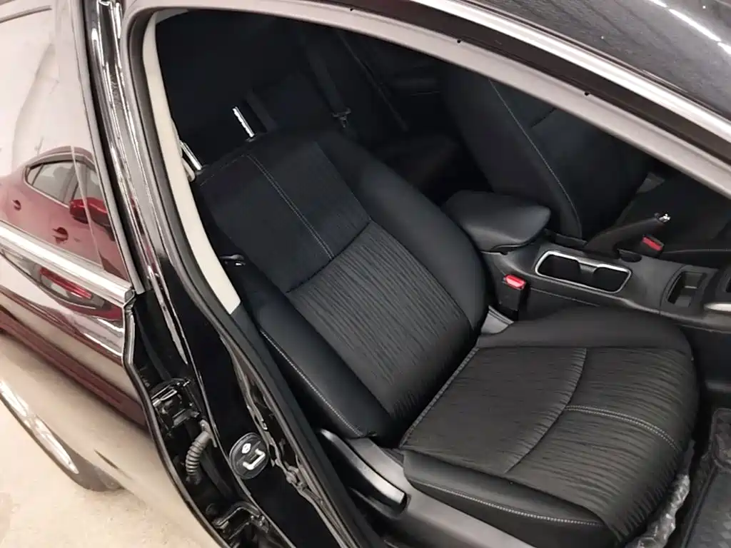 Nissan Sylphy — миниатюра 25
