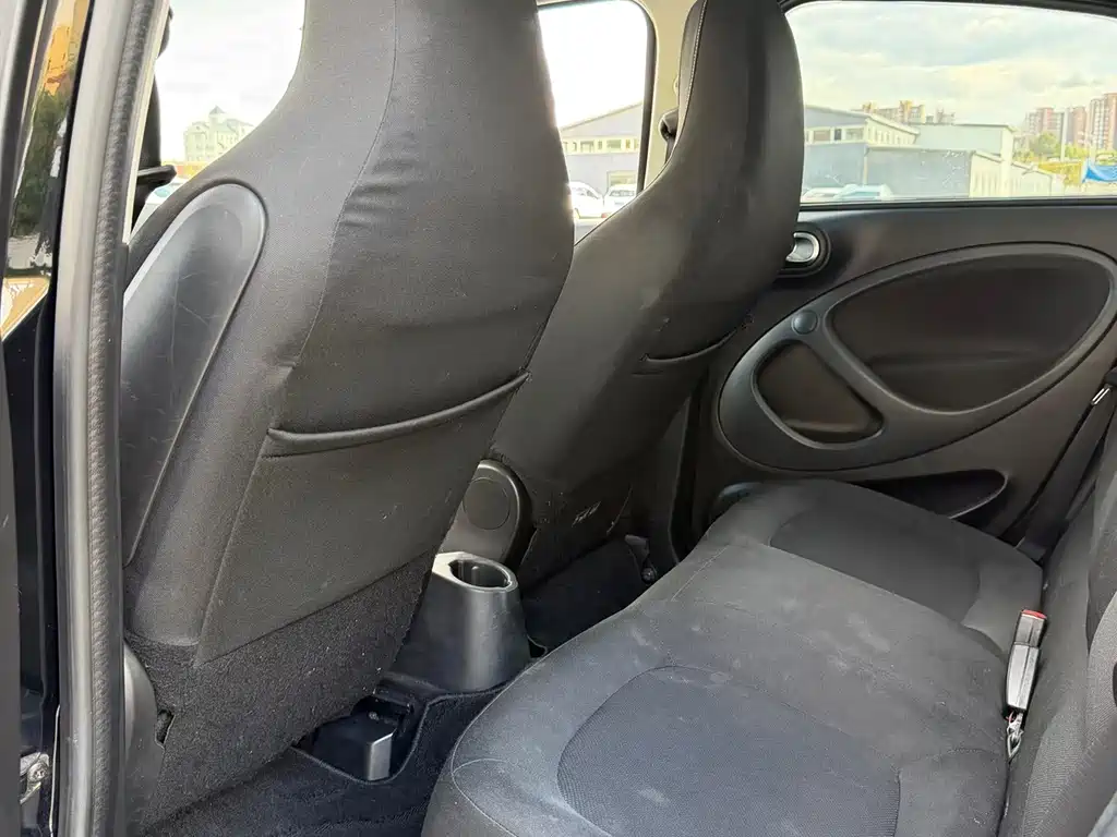 smart Smart Forfour — миниатюра 9