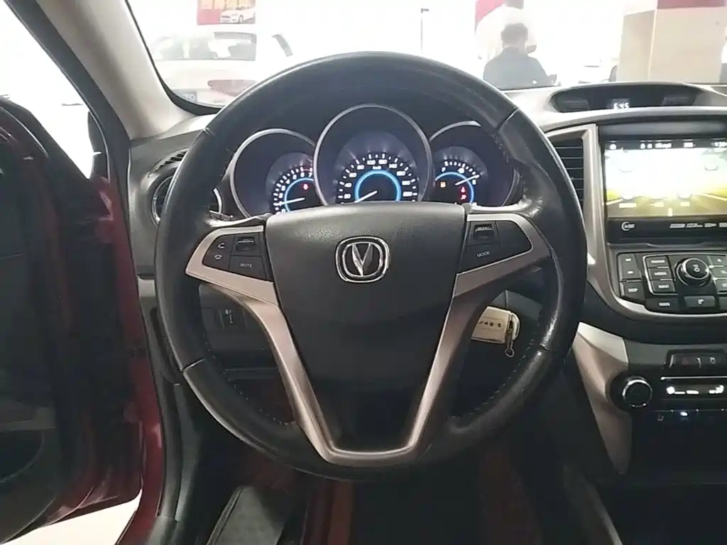 Changan Eado XT — миниатюра 11