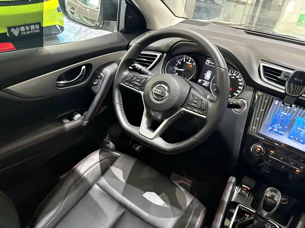 Nissan Qashqai — миниатюра 9