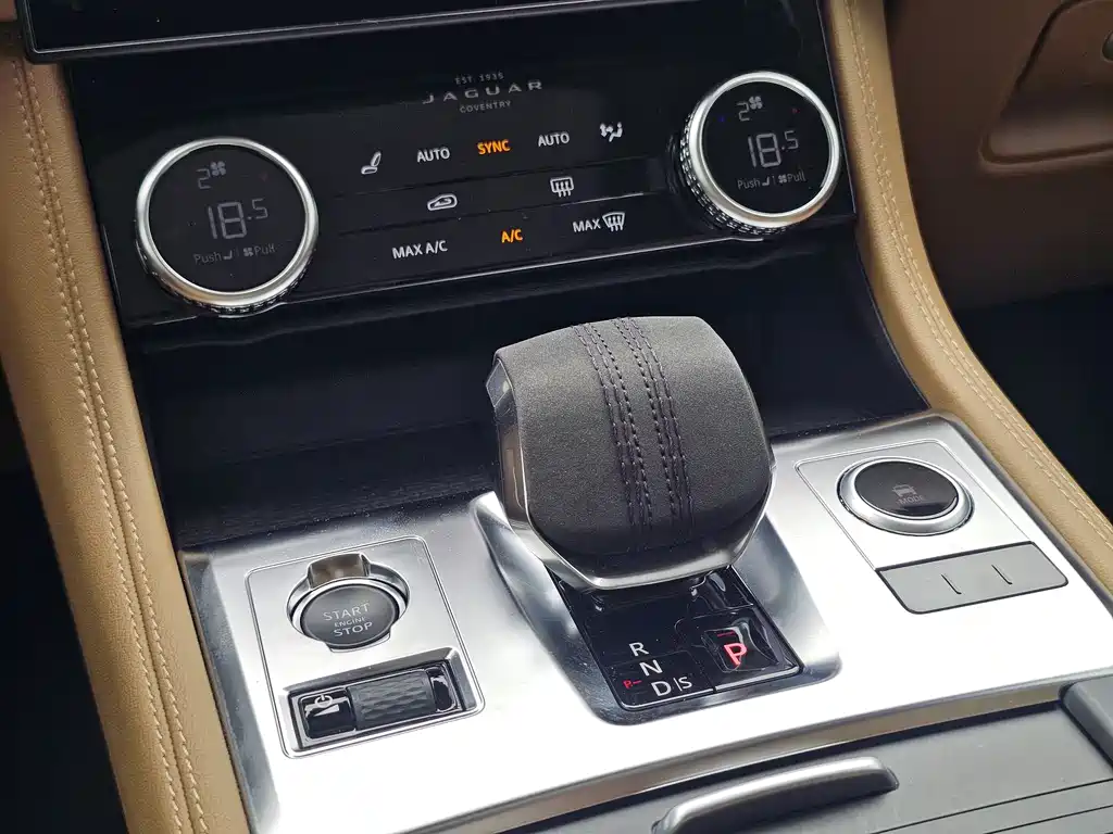 Jaguar F-Pace 2022 P250 HSE