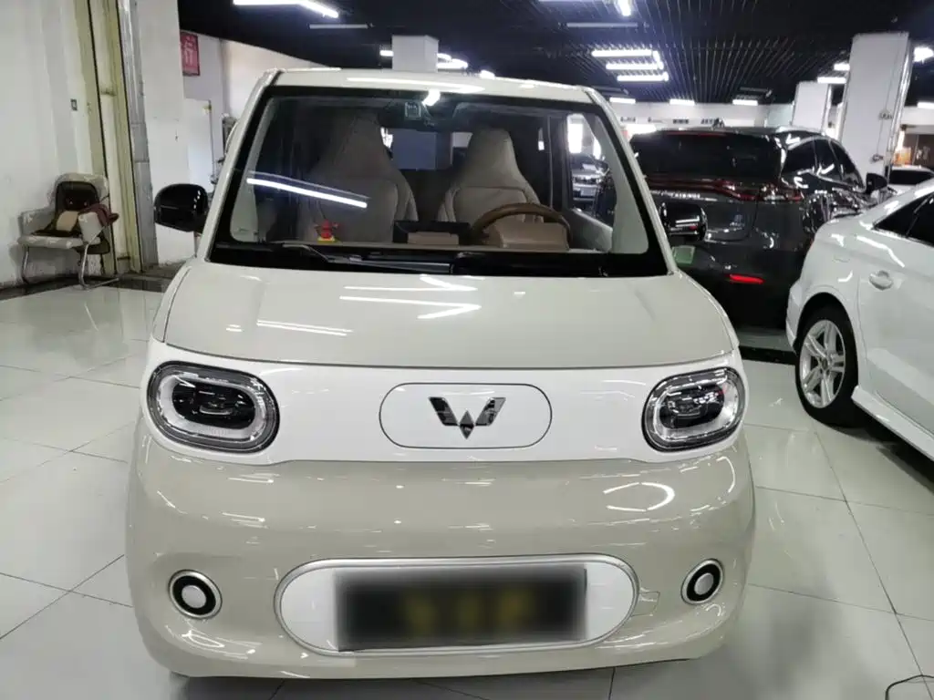 Wuling Hongguang Mini EV 2024 — фото 2