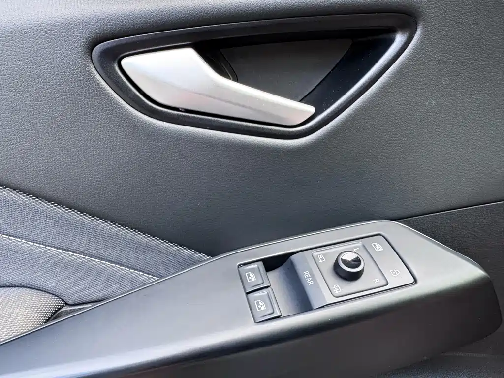 Volkswagen ID.3 — миниатюра 12