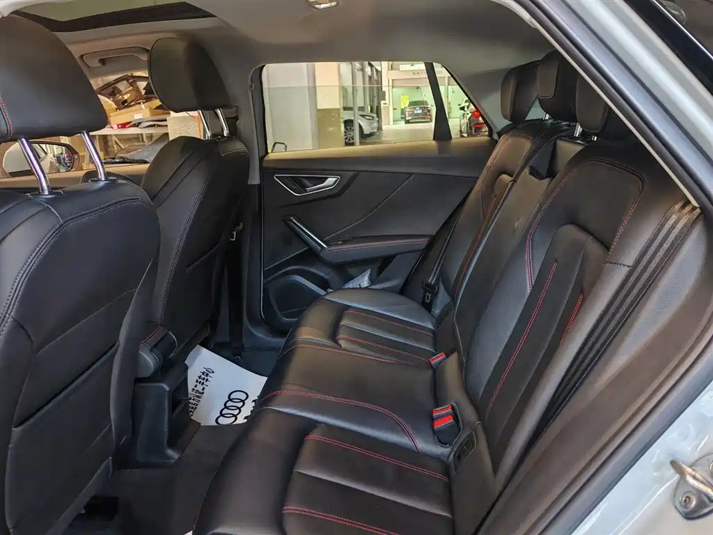 Audi Q2L — миниатюра 11