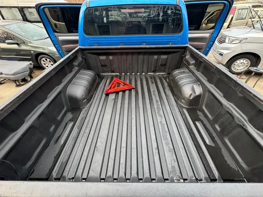 JIANGQI GROUP JAC T8