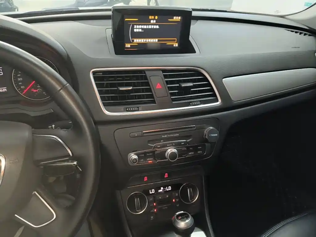 Audi Q3 — миниатюра 10