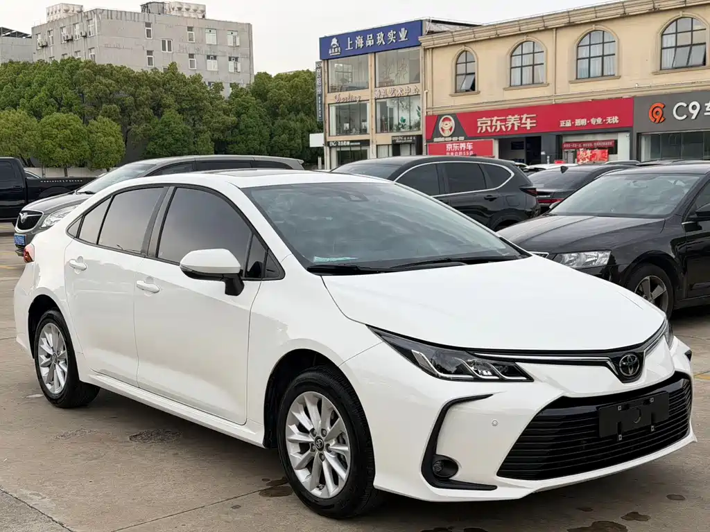 Toyota Corolla — миниатюра 3