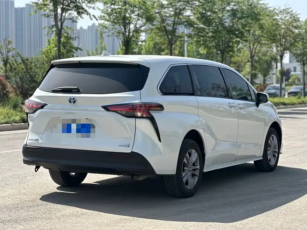 Toyota Sienna 2024 2.5L Comfort