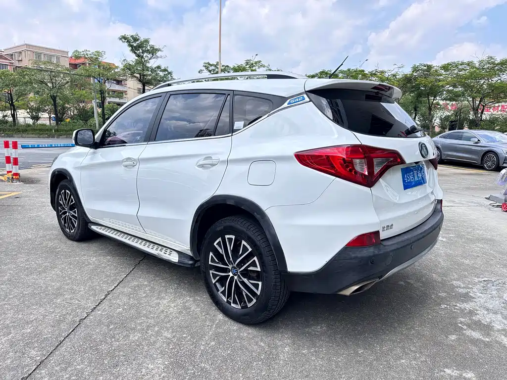 BYD New Energy — миниатюра 4