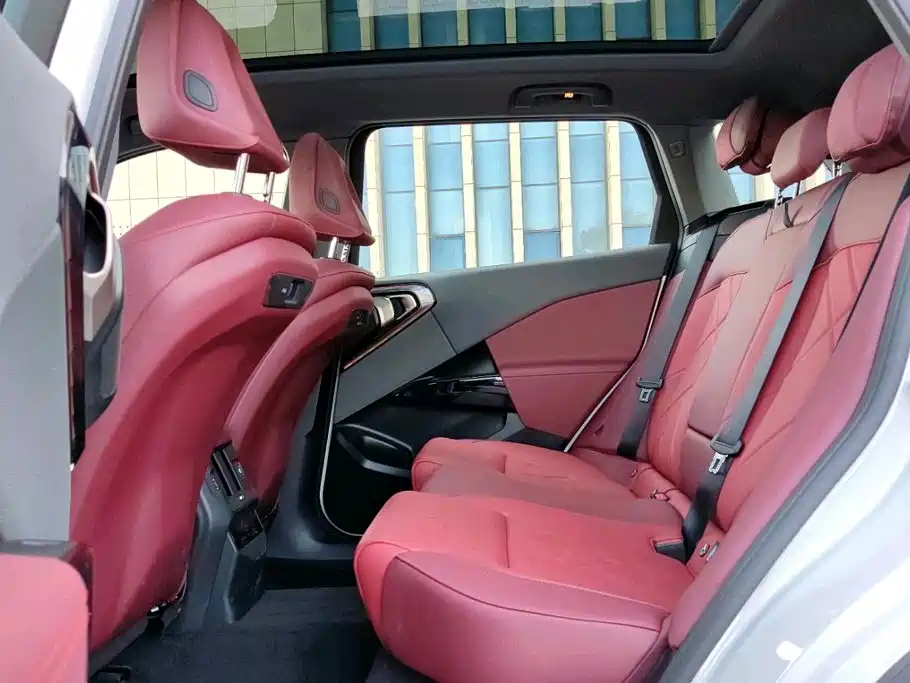 BMW X3 — миниатюра 8