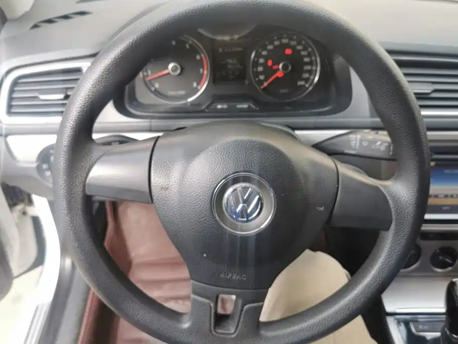 Volkswagen Lavida — миниатюра 15