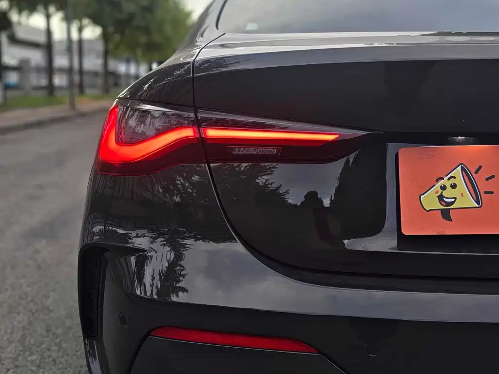BMW 4 Series — миниатюра 25