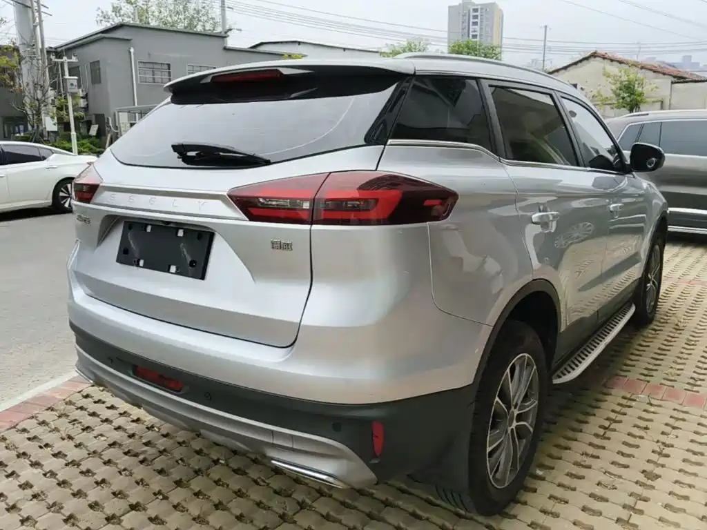 Geely Boyue — миниатюра 7