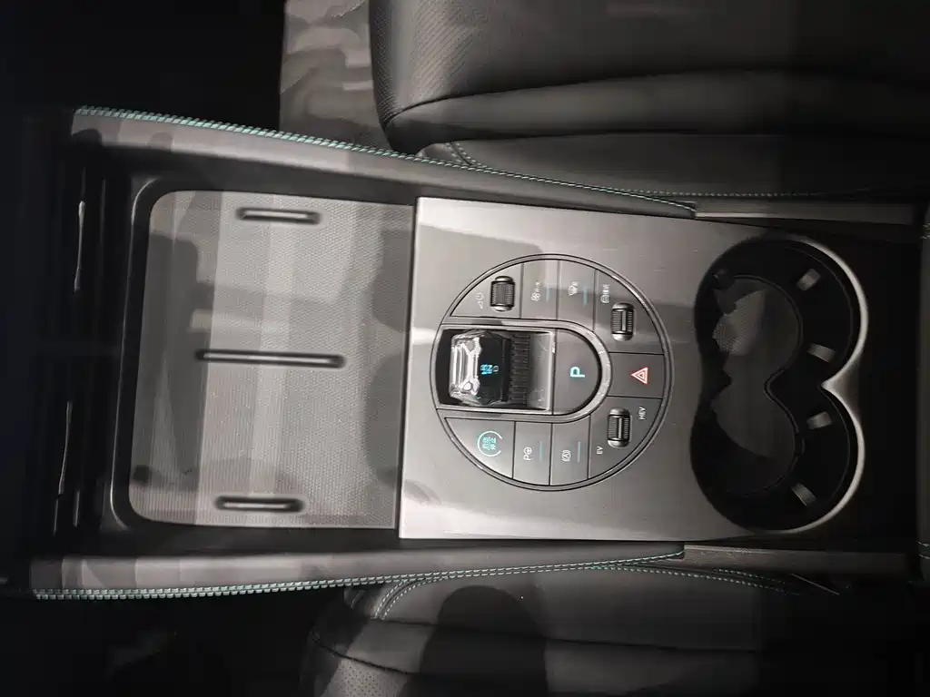 BYD Seal 06 — миниатюра 13