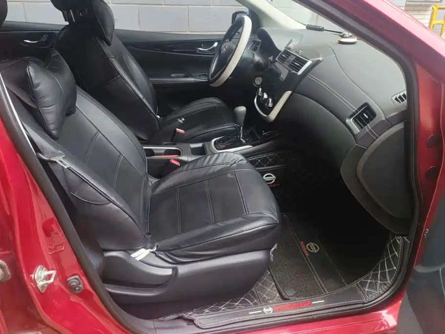 Nissan Tiida — миниатюра 8
