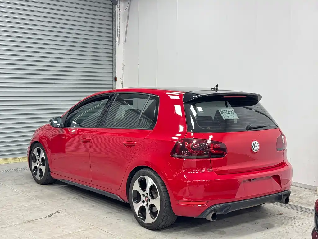 Volkswagen Golf GTI GTI 2011 2.0TSI GTI