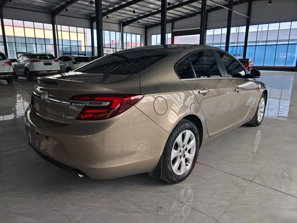 Buick Regal — миниатюра 7