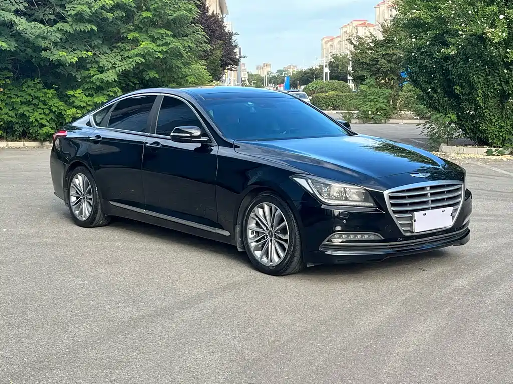 Hyundai Genesis — миниатюра 8