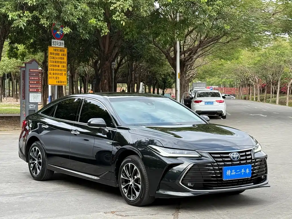 TOYOTA ASIAN DRAGON