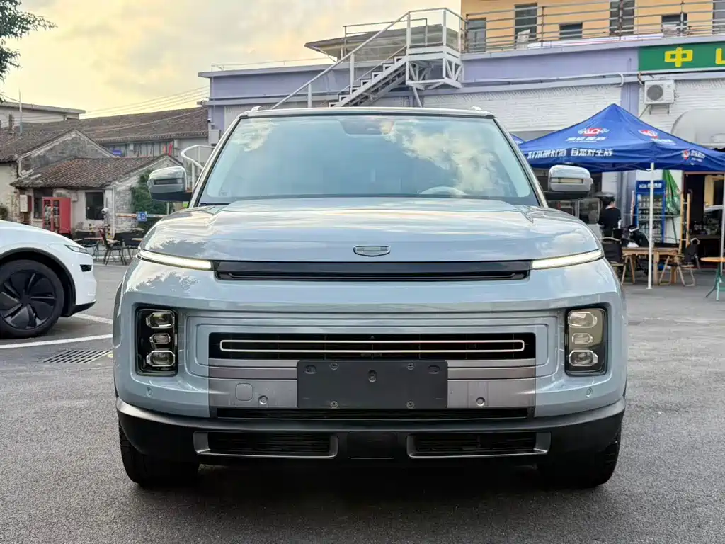 Geely Icon 2020 1.5TD i9 BSG