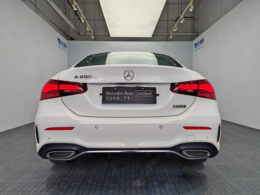 Mercedes-Benz A-Class A 2023 A 200 L Fashion