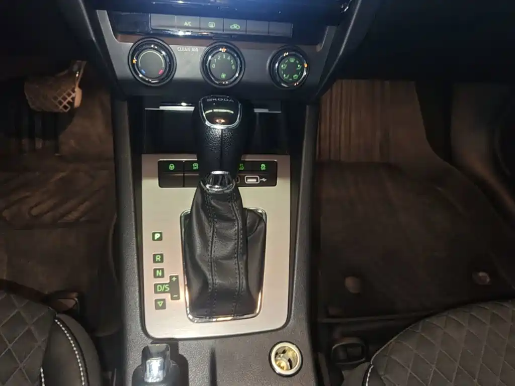 Skoda Octavia — миниатюра 14