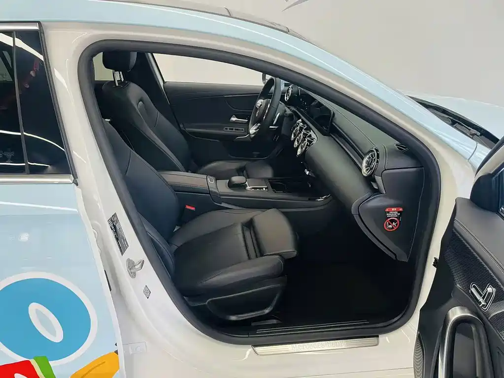Mercedes-Benz A-Class — миниатюра 13