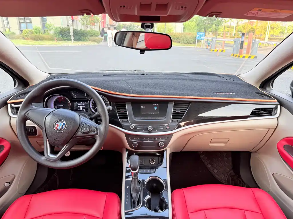 Buick Verano — миниатюра 12