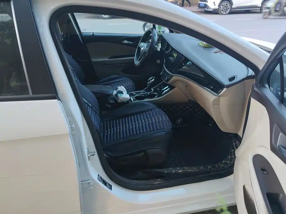 Buick Verano — миниатюра 8