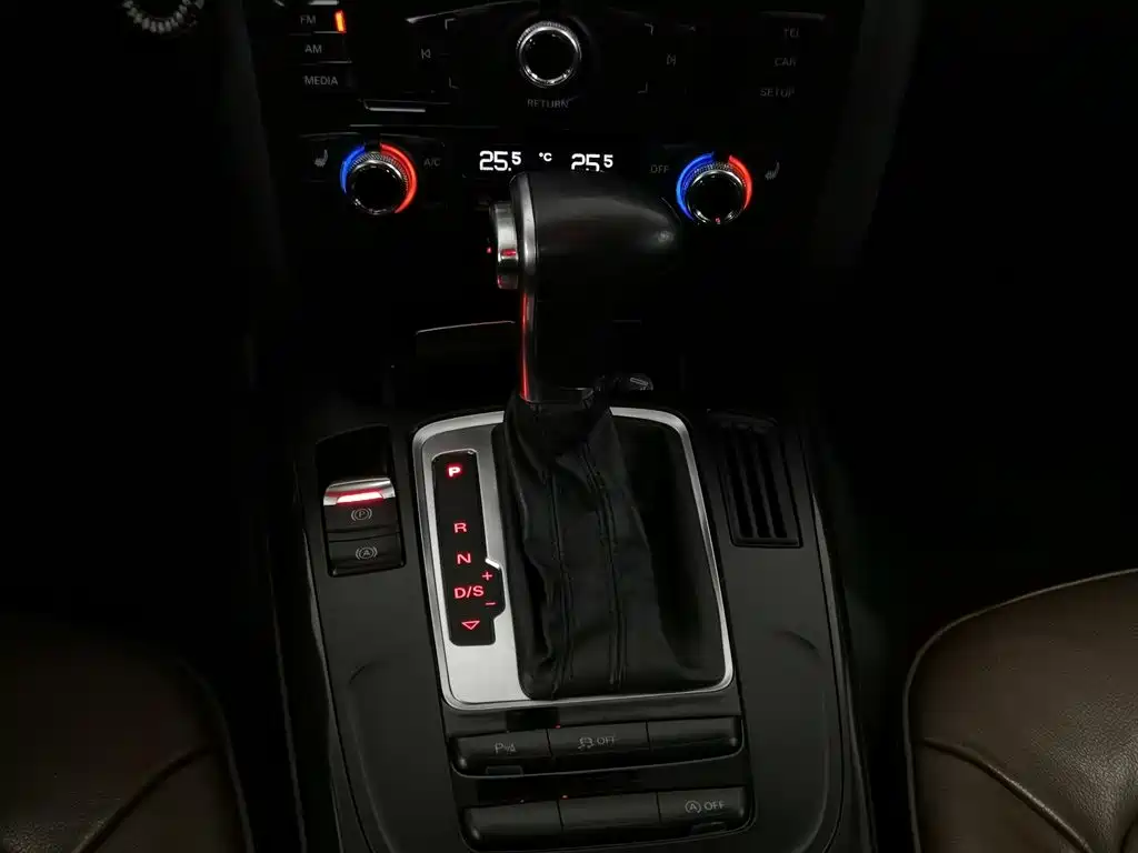 Audi A4L — миниатюра 13
