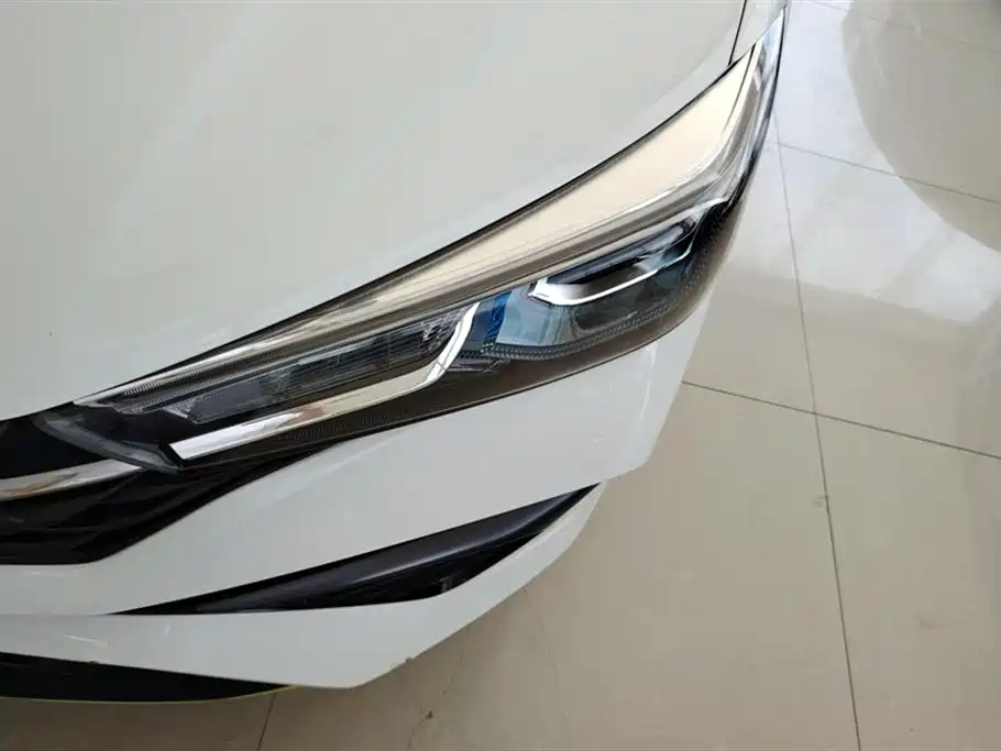 Roewe i5 2021 1.5L CVT