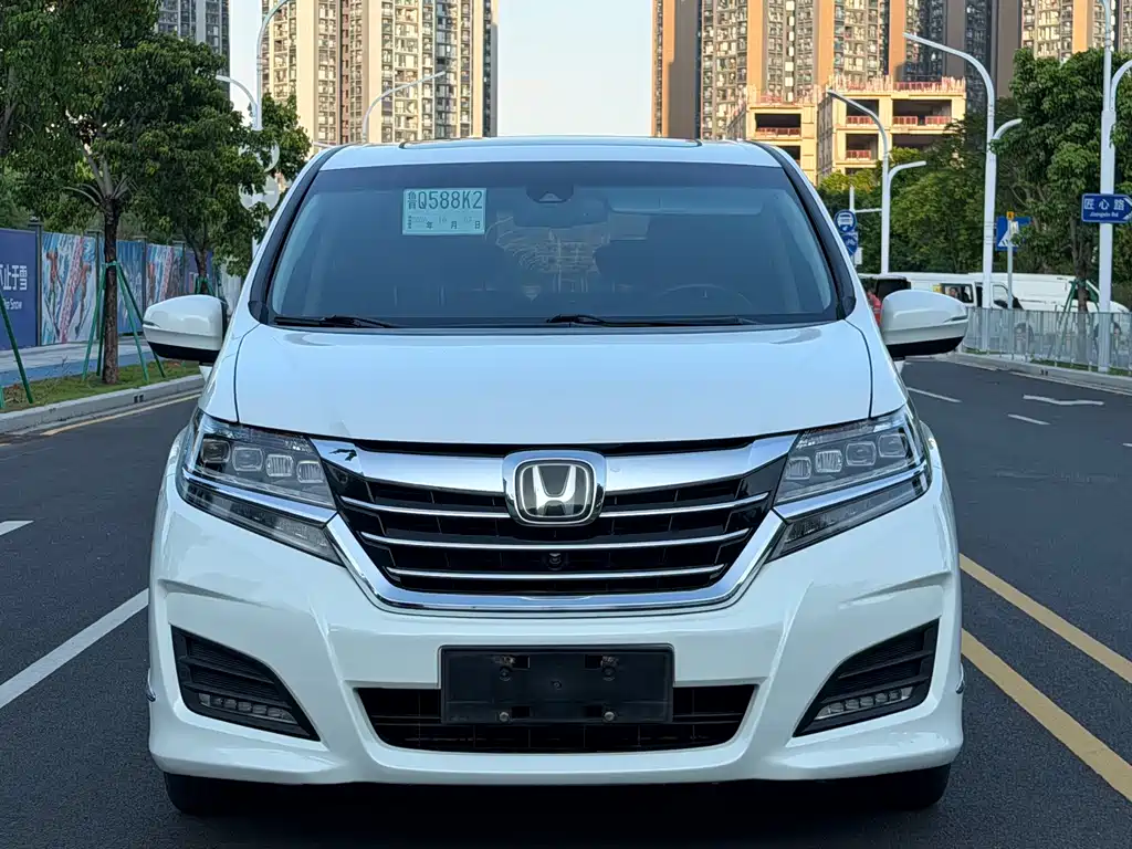 Honda Elysion — миниатюра 2