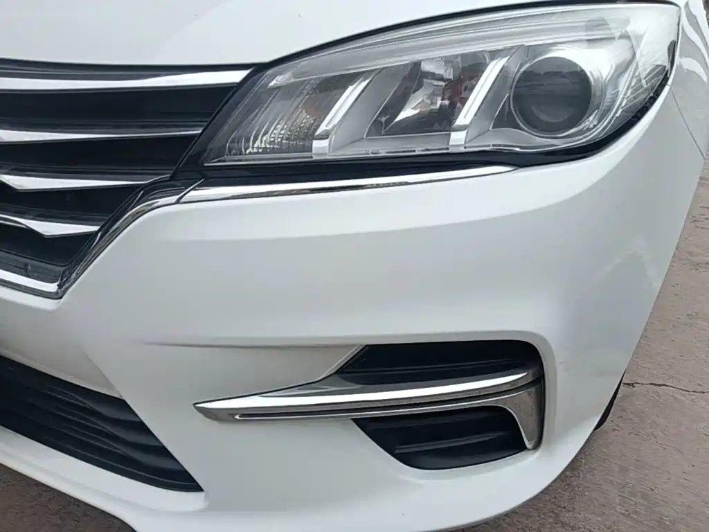 Roewe 360 — миниатюра 24