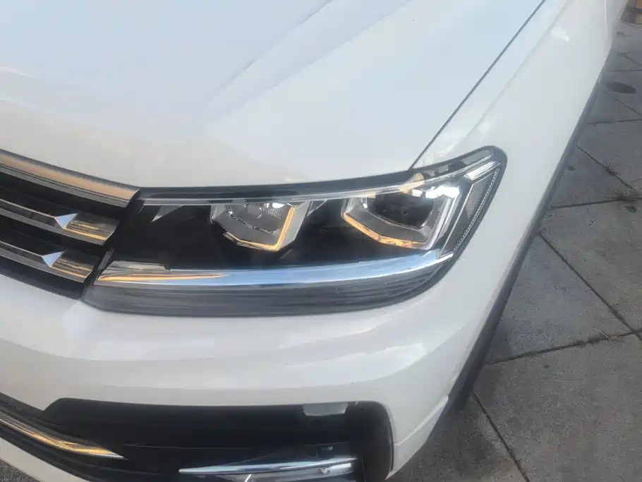 Volkswagen Tiguan L — миниатюра 5