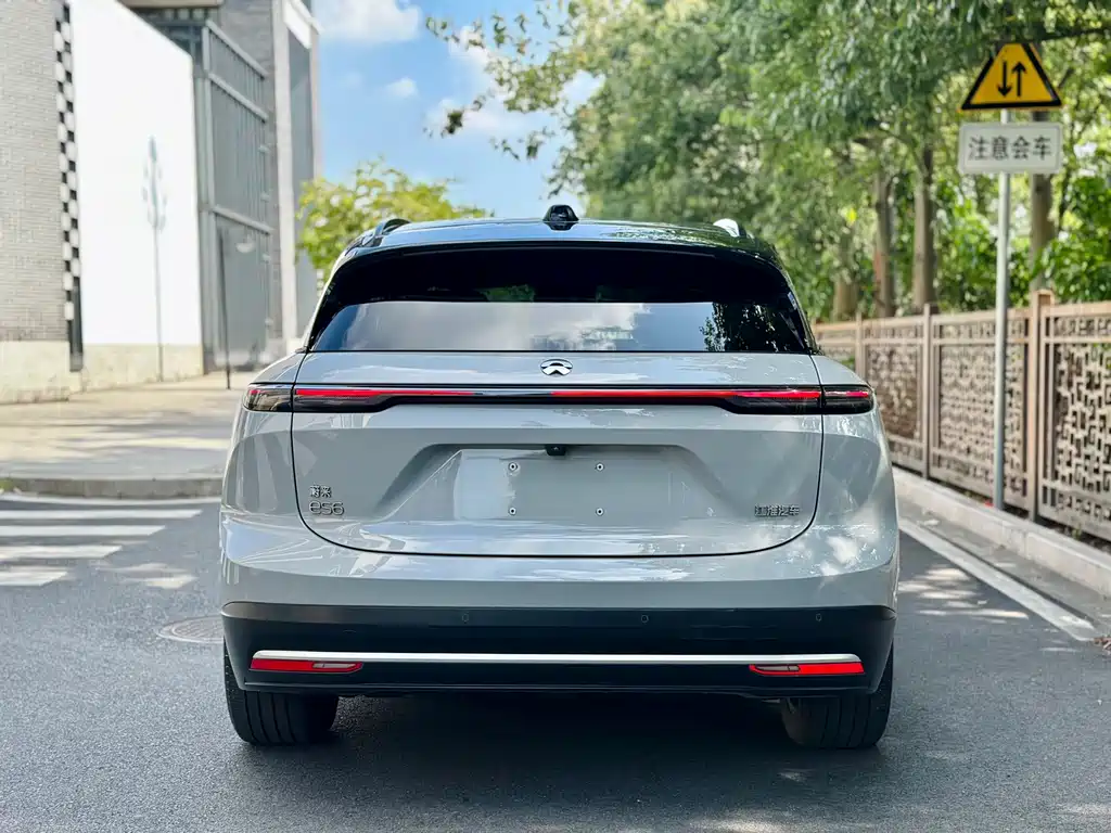 NIO ES6 — миниатюра 5