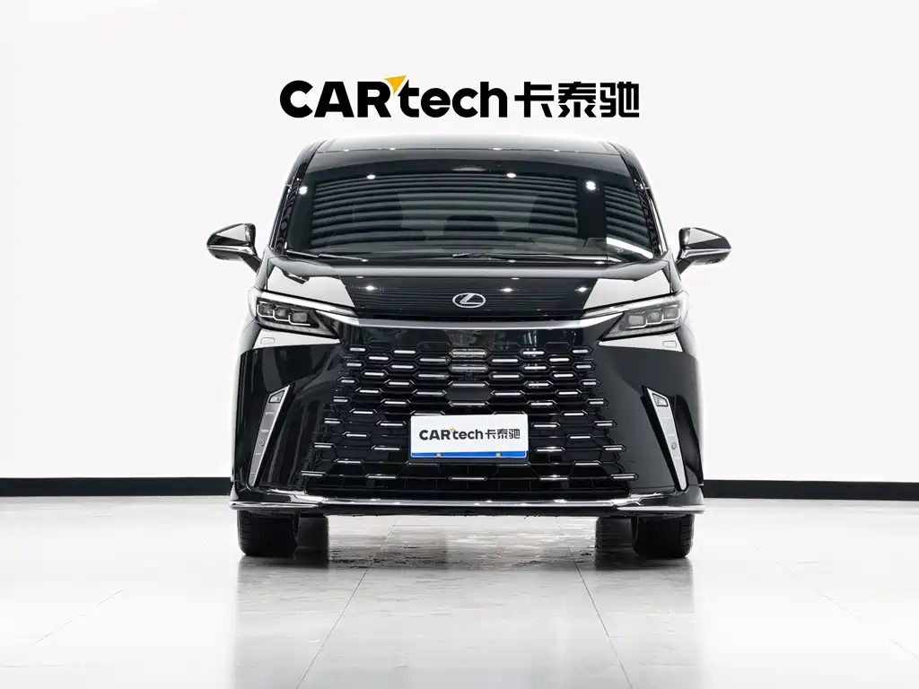 Lexus LM 2025 350h мест
