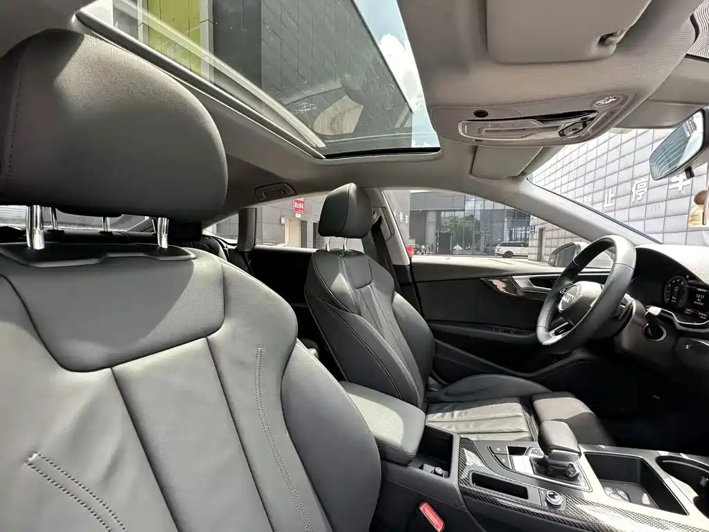 Audi A5 (Import) — миниатюра 30