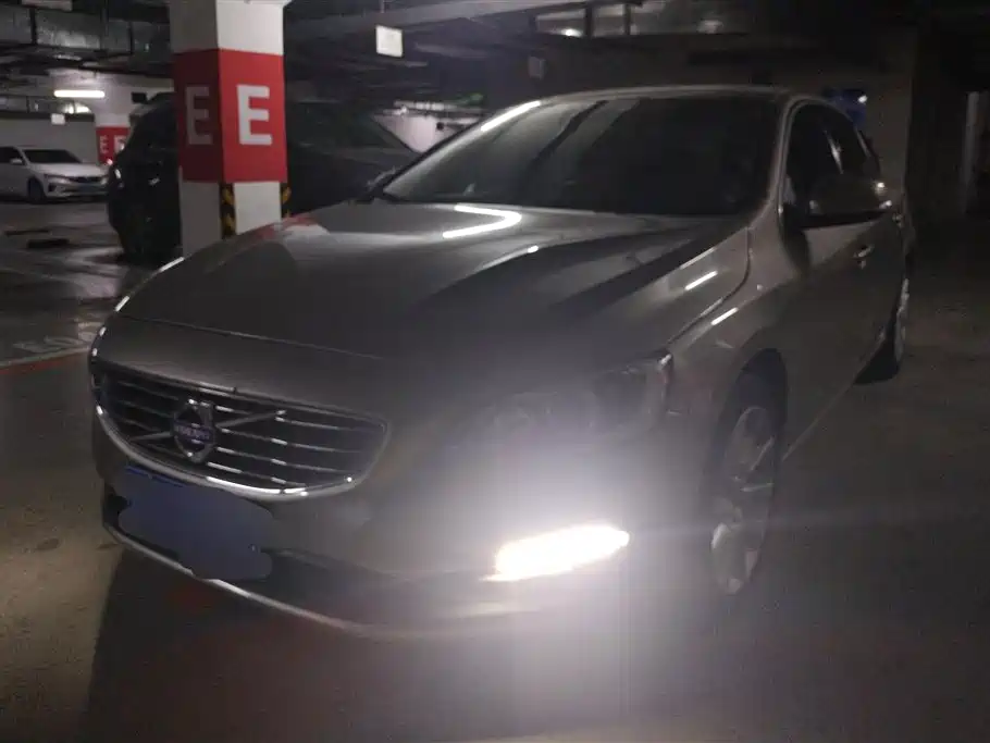 Volvo S60 2016 S60L T4
