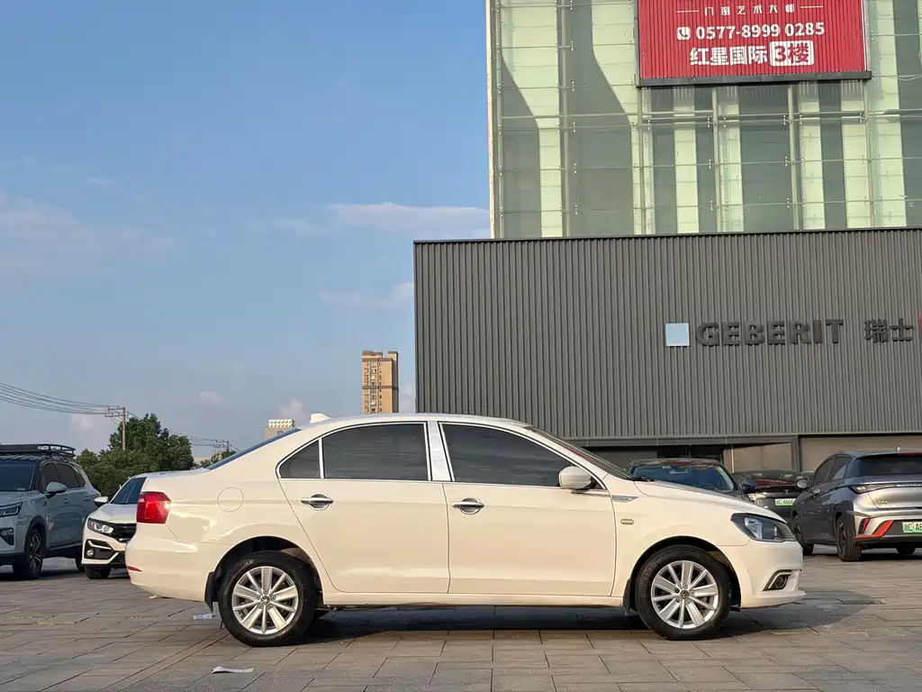 Volkswagen Jetta — миниатюра 5